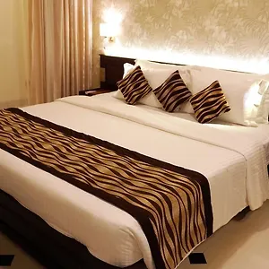 https://cafe-aroma-inn.kandyhotelsnow.com